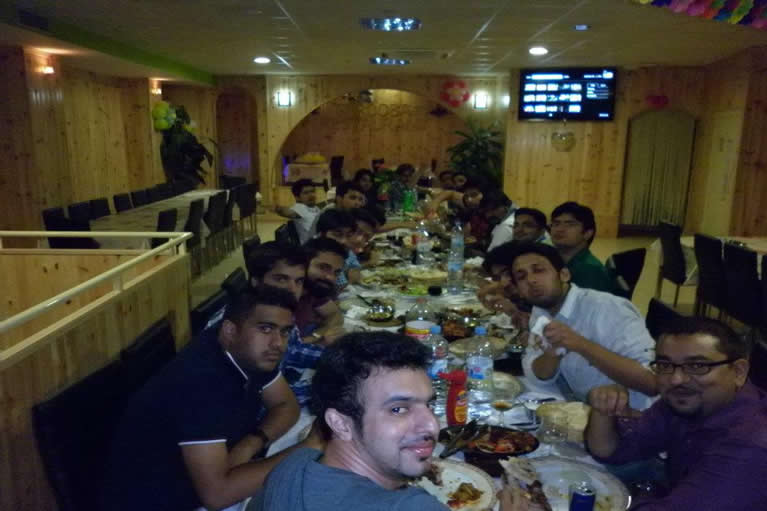 418943_373936609344206_1560925510_n